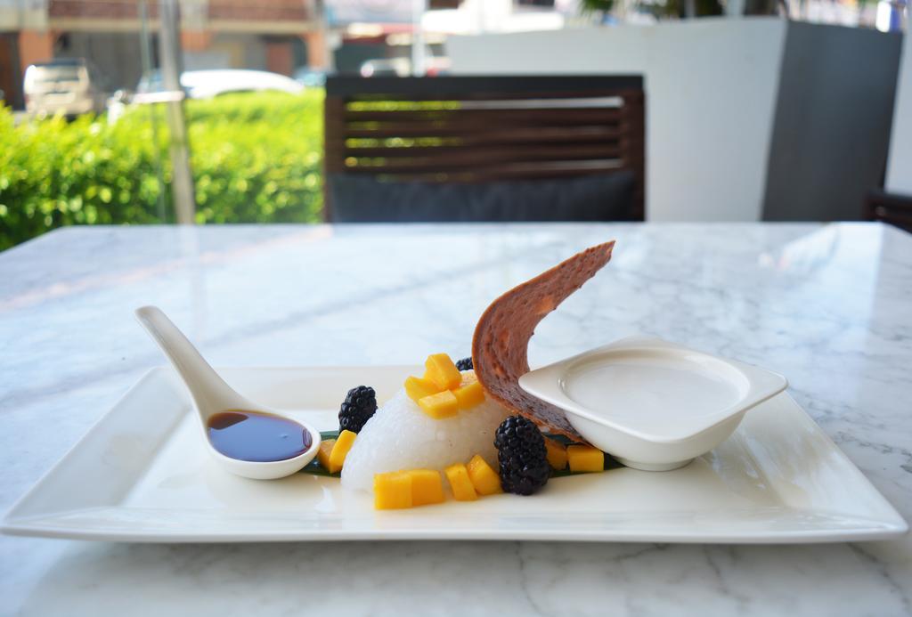 Noble Resort Hotel Melaka Zewnętrze zdjęcie
